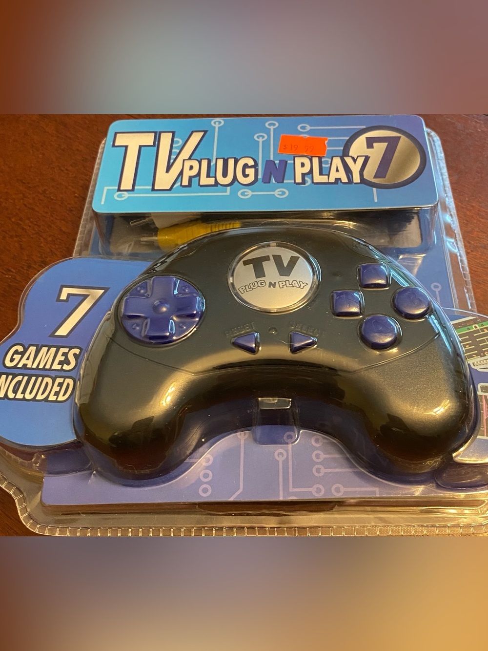 TV plug and play with 7 games